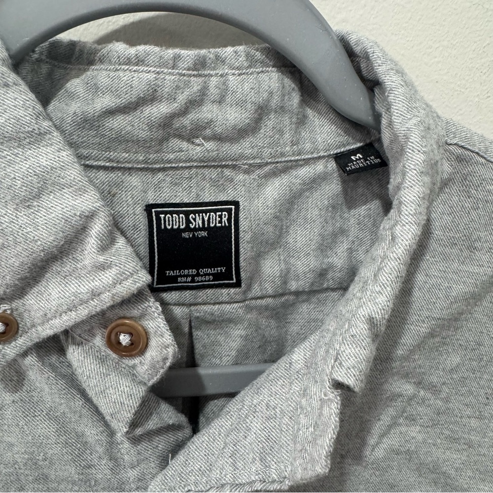 Todd Snyder Size Medium Blue Gray Cotton Wool Button Down - Picture 2 of 5